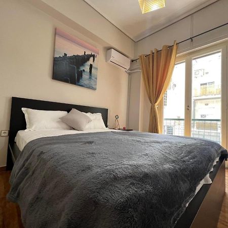 Thesian Apartment In Centre Of Athén Kültér fotó
