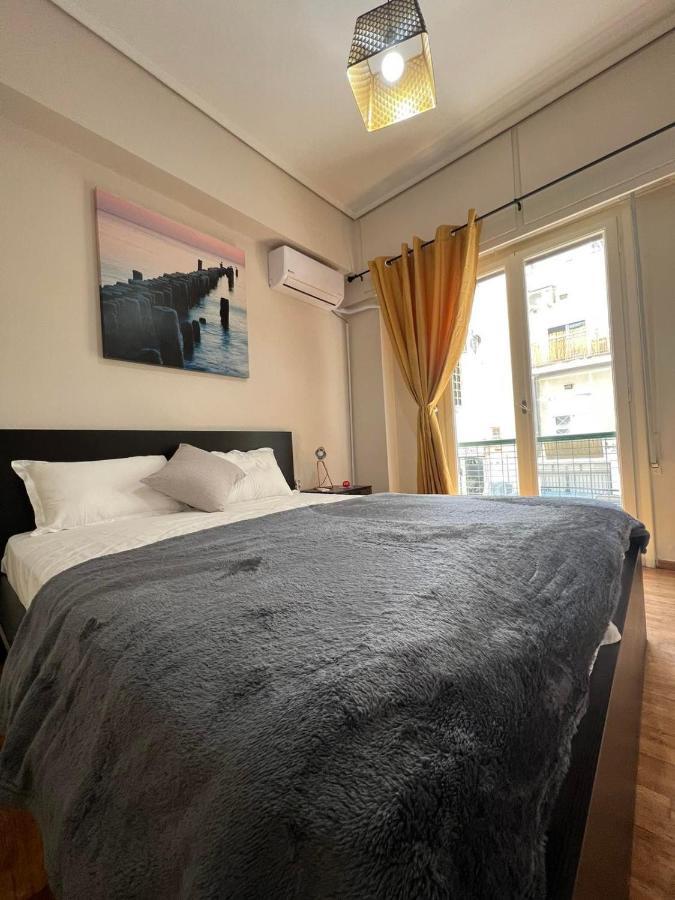 Thesian Apartment In Centre Of Athén Kültér fotó